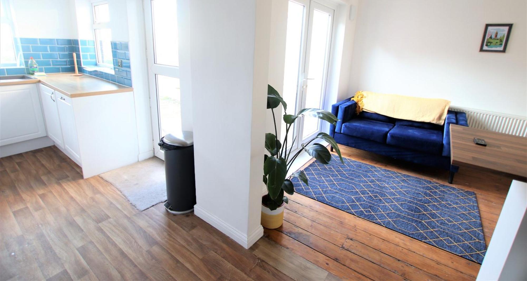 Contemporary Home In Friendly Easton, Free Parking Bristol Exterior photo