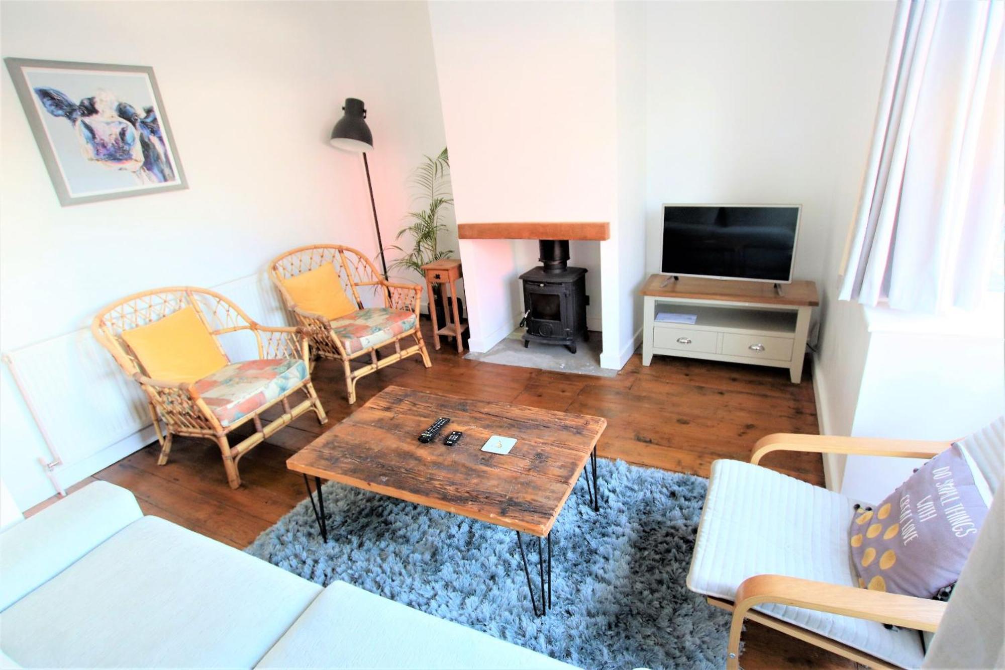 Contemporary Home In Friendly Easton, Free Parking Bristol Exterior photo